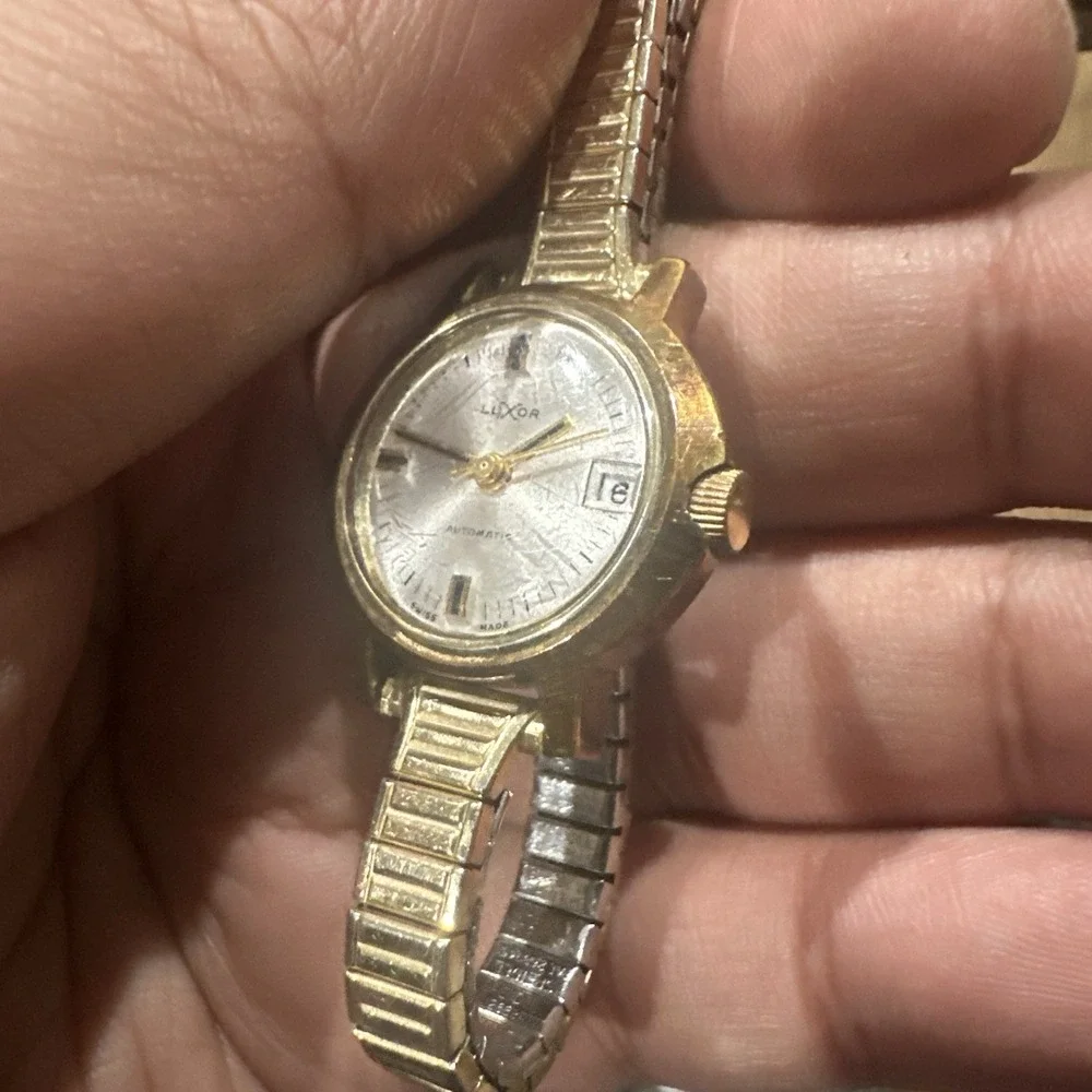 Working Vintage Luxor Automatic Gold Tone‎ Women's Swiss watch 24MM Rare Fit 7in